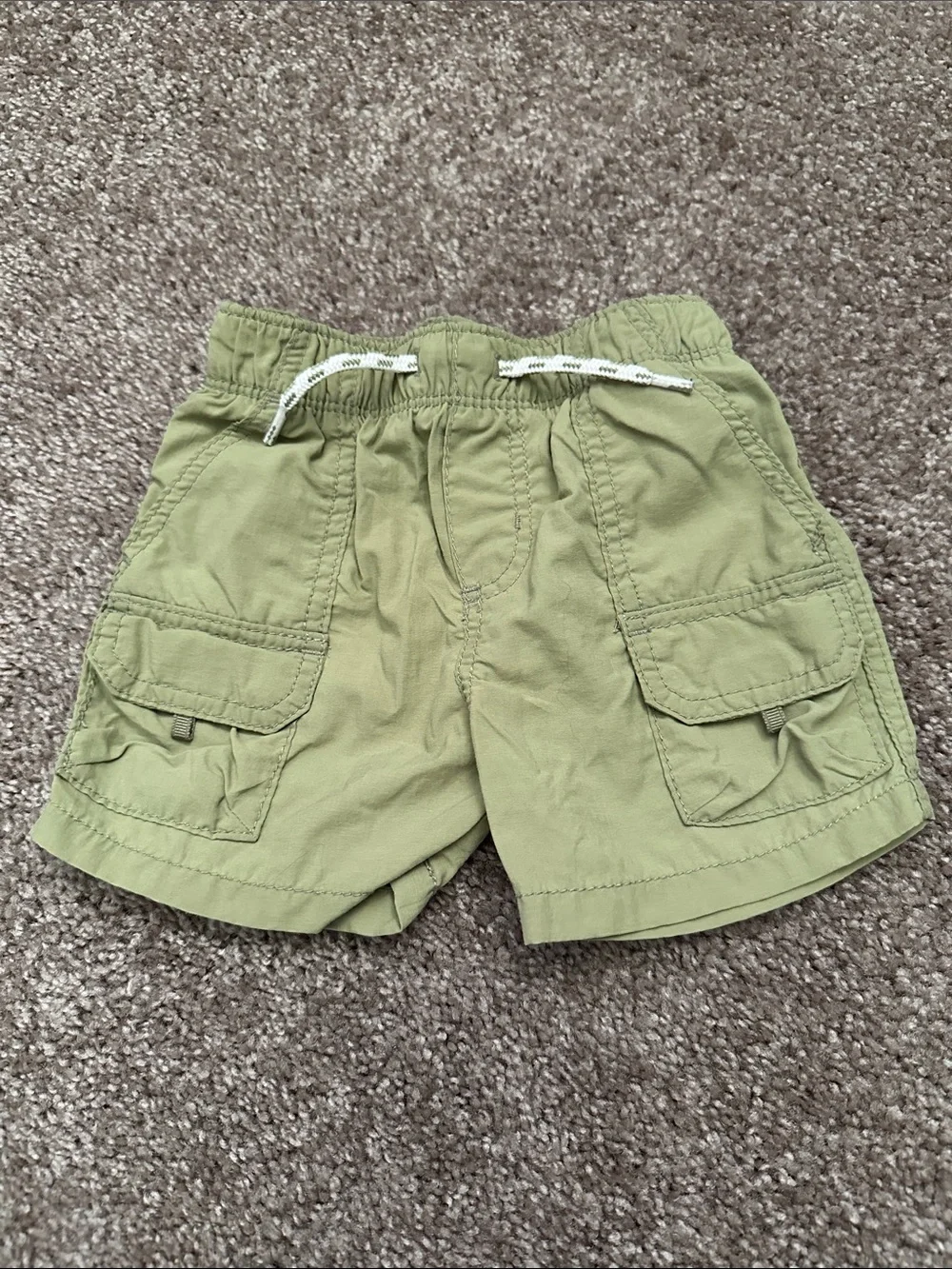 Old Navy Cargo Shorts Size 3-6 months